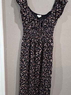 Aeropostale Black Floral Midi Dress